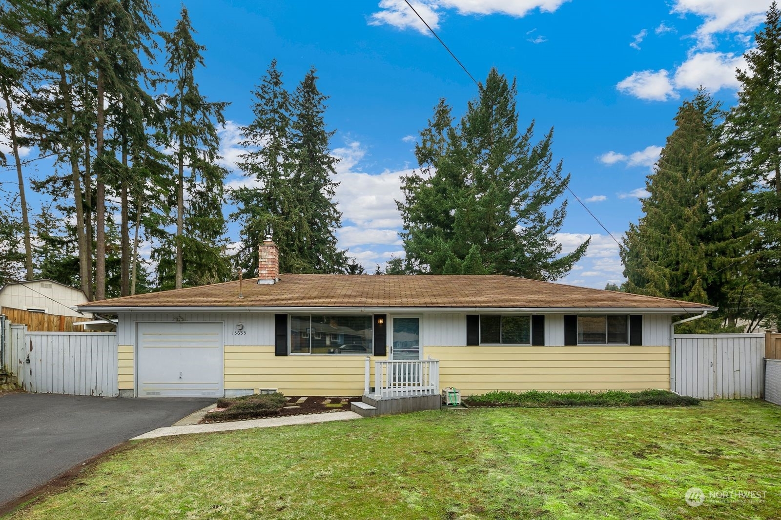 Property Photo:  13635 103rd Avenue NE  WA 98034 