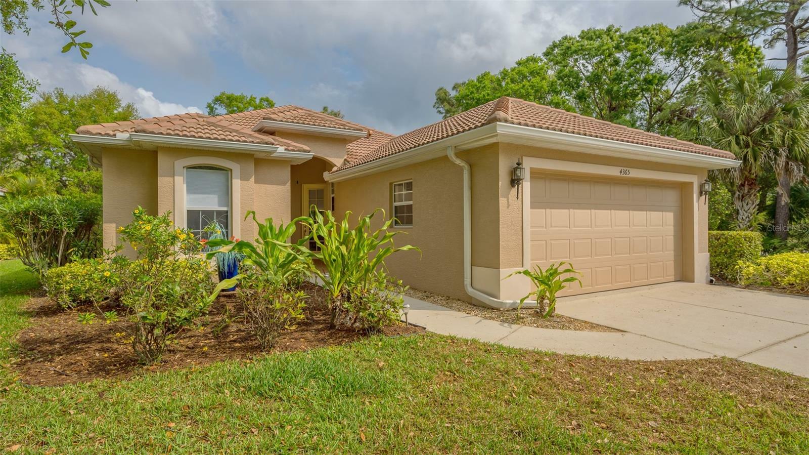 Property Photo:  4365 Callista Lane  FL 34243 