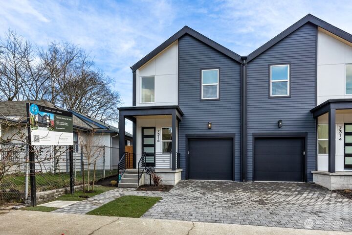 7316 11th Avenue NE  Seattle WA 98115 photo