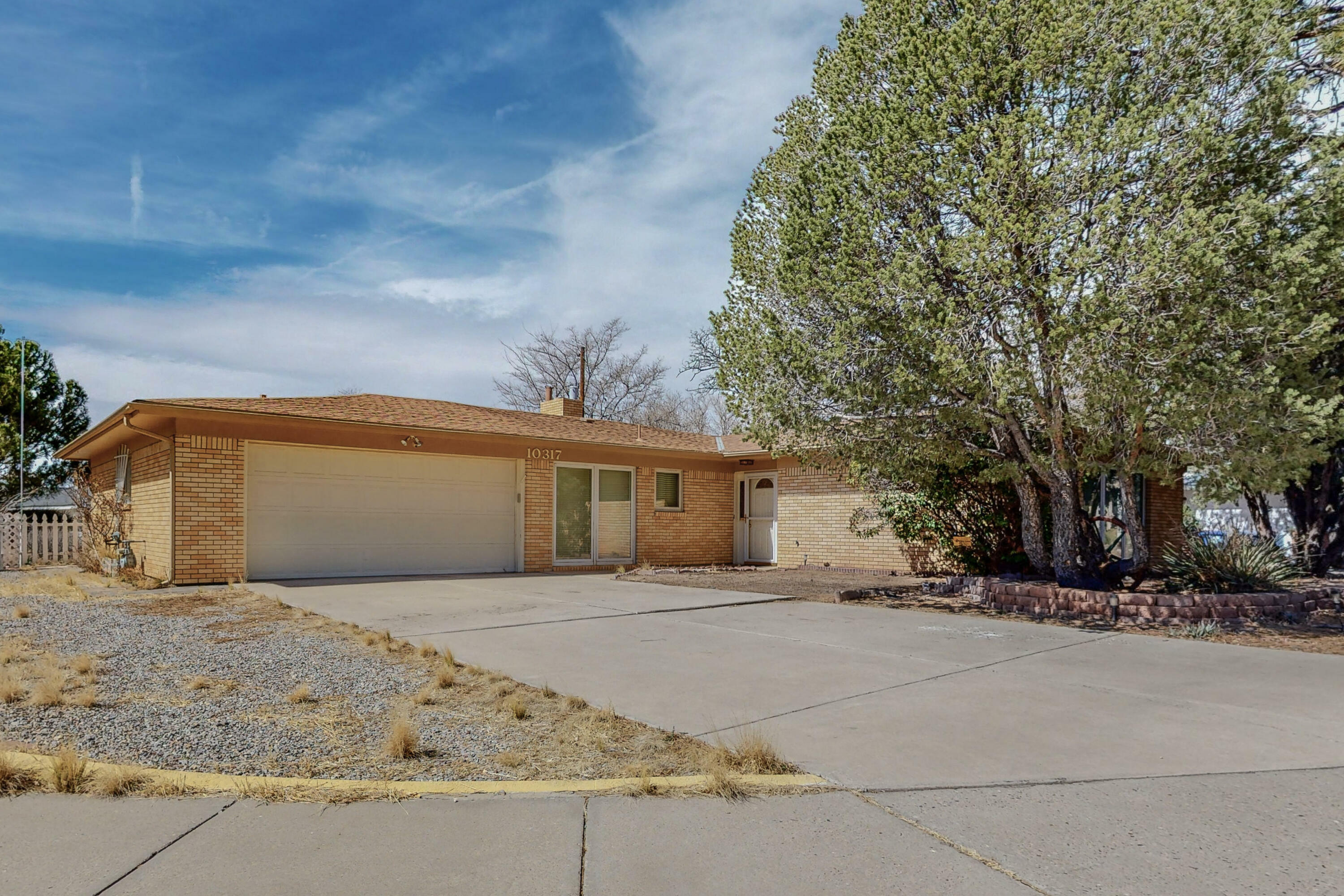 Property Photo:  10317 San Luis Rey Place NE  NM 87111 