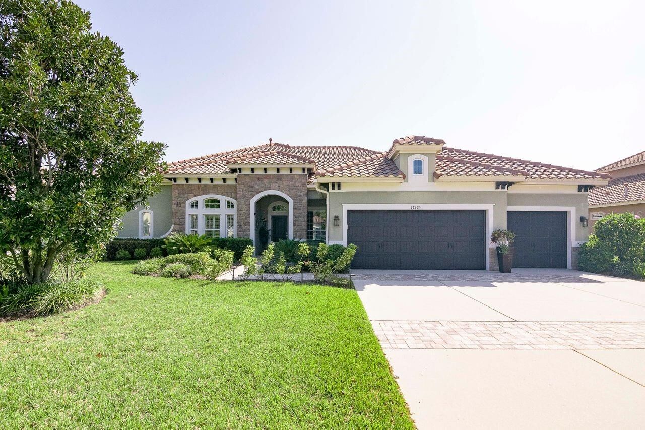 Property Photo:  17425 Varona Place  FL 33548 