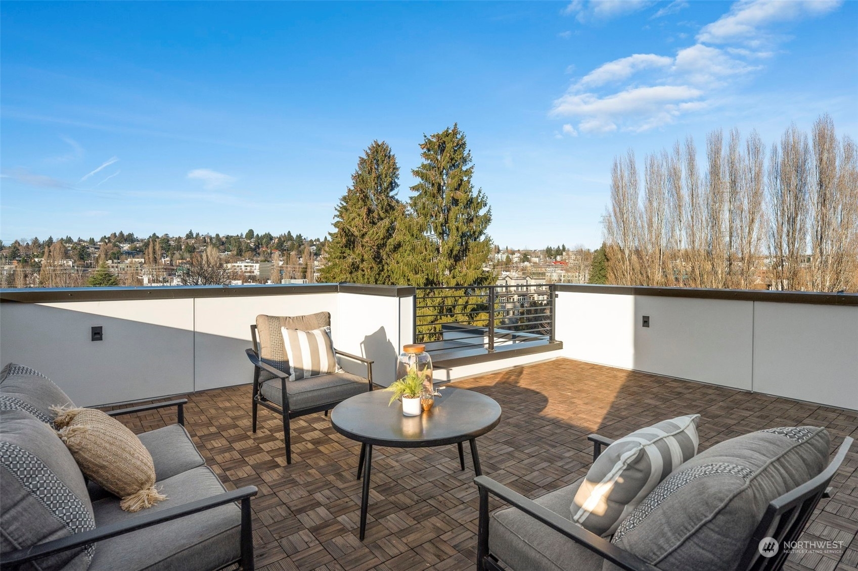 Property Photo:  3111 Queen Anne Avenue N  WA 98119 