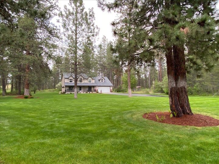 3815 E Park View Ln  Chattaroy WA 99003 photo