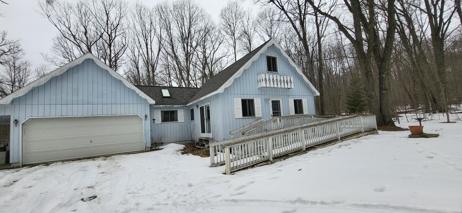 Property Photo:  7847 Hillcrest Road  MI 48653 