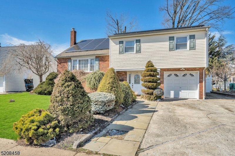 Property Photo:  610 Winchester Ave  NJ 07083 