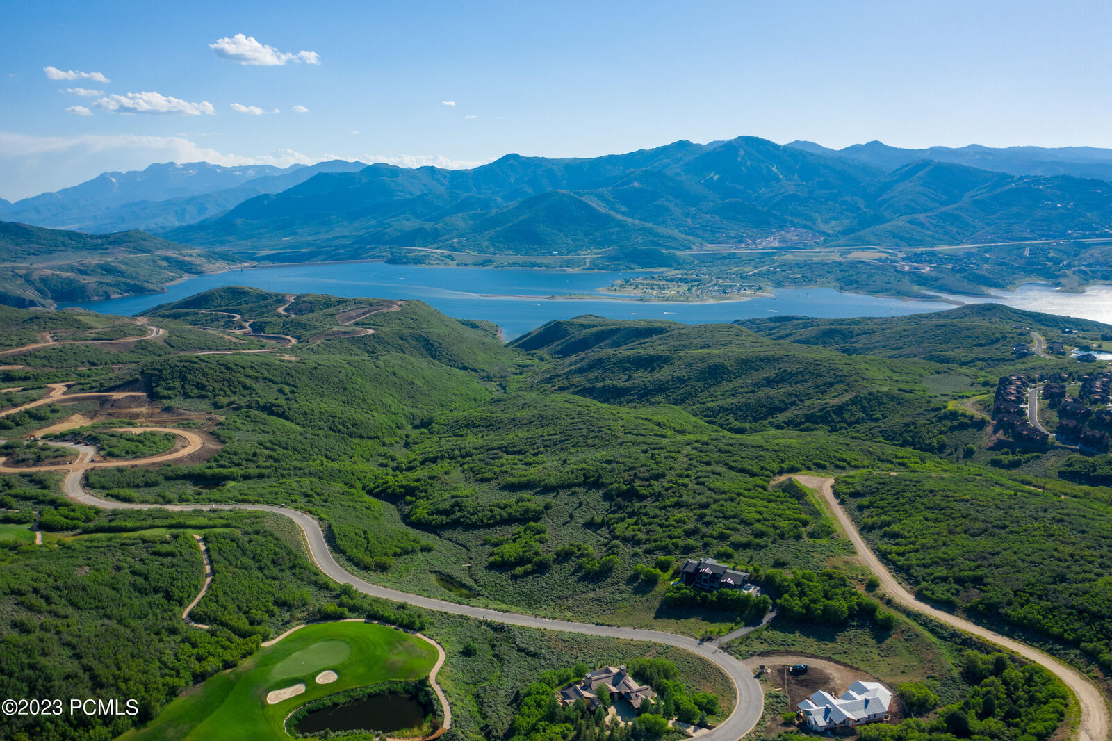 Property Photo: 2009 E Painted Bluff Circle UT 84036