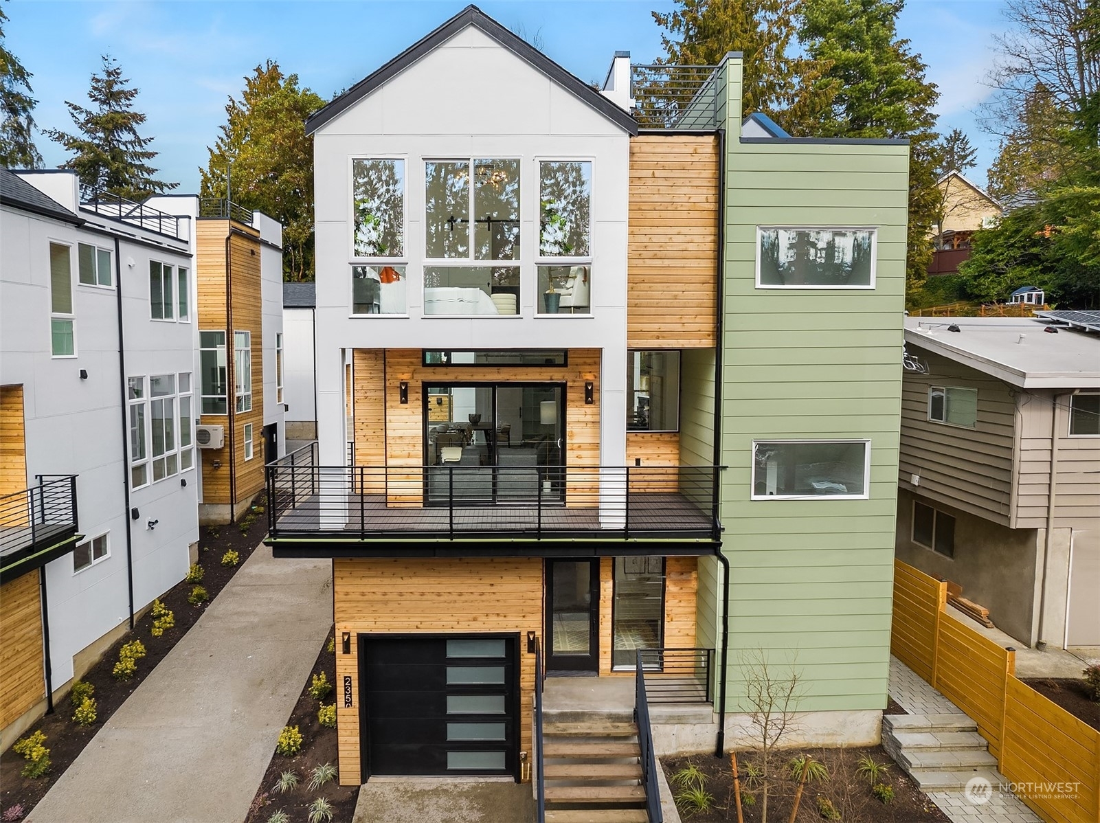 2350 NE 90th Street  Seattle WA 98115 photo