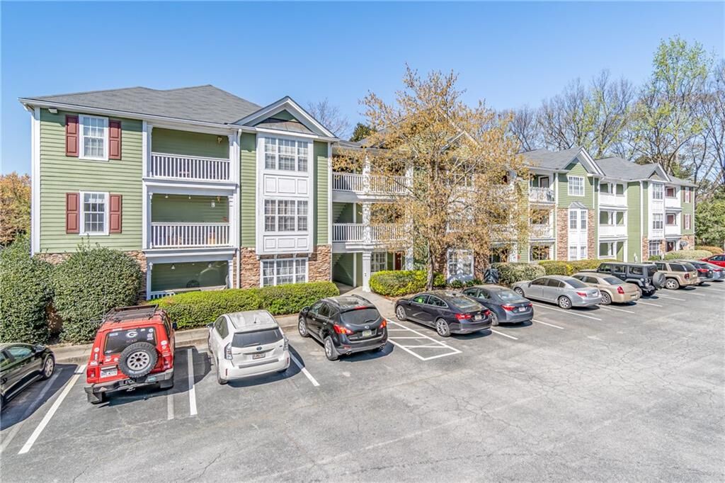 Property Photo: 315 Bentley Place GA 30084