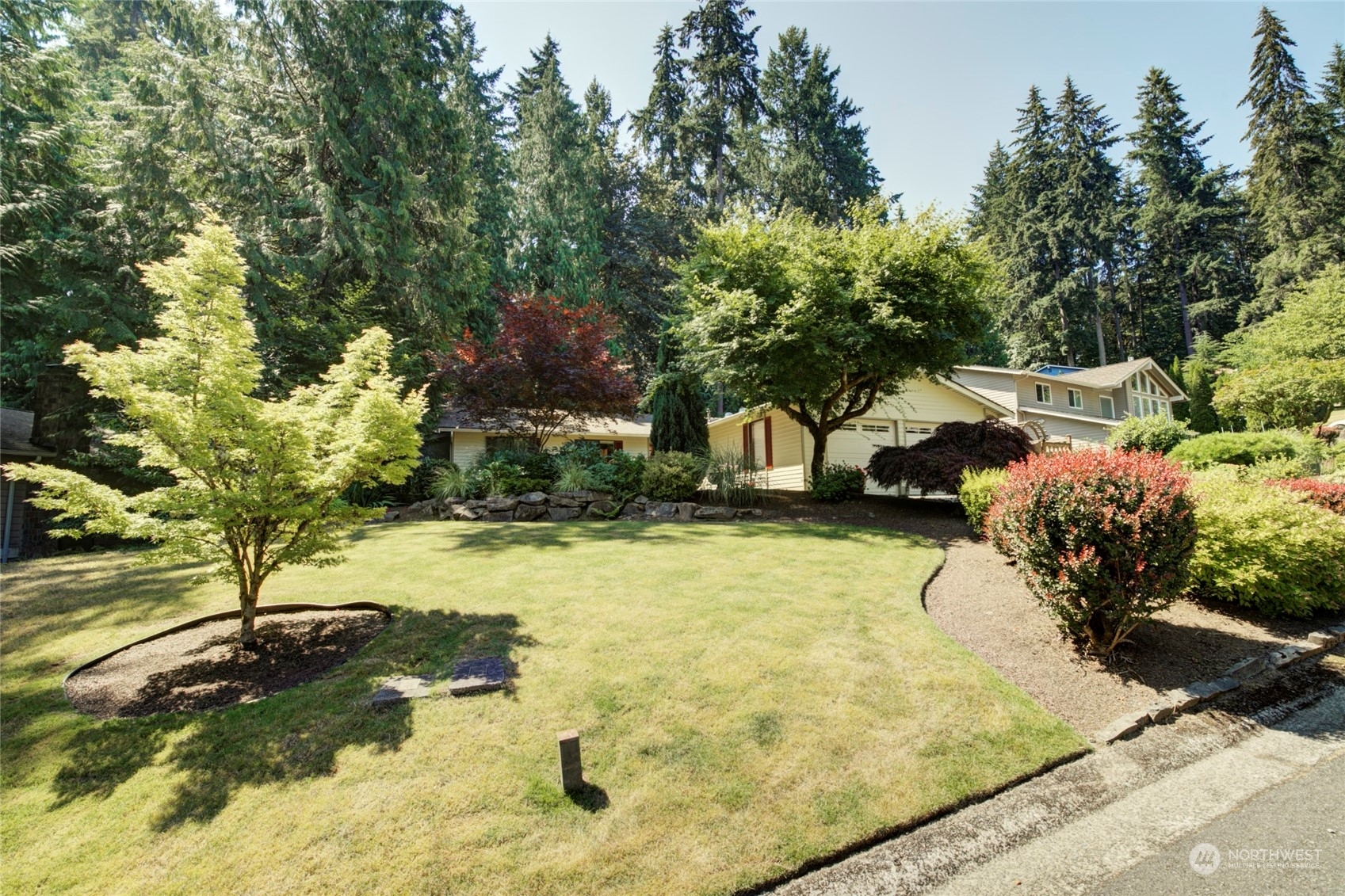 Property Photo:  17121 NE 28th Place  WA 98008 