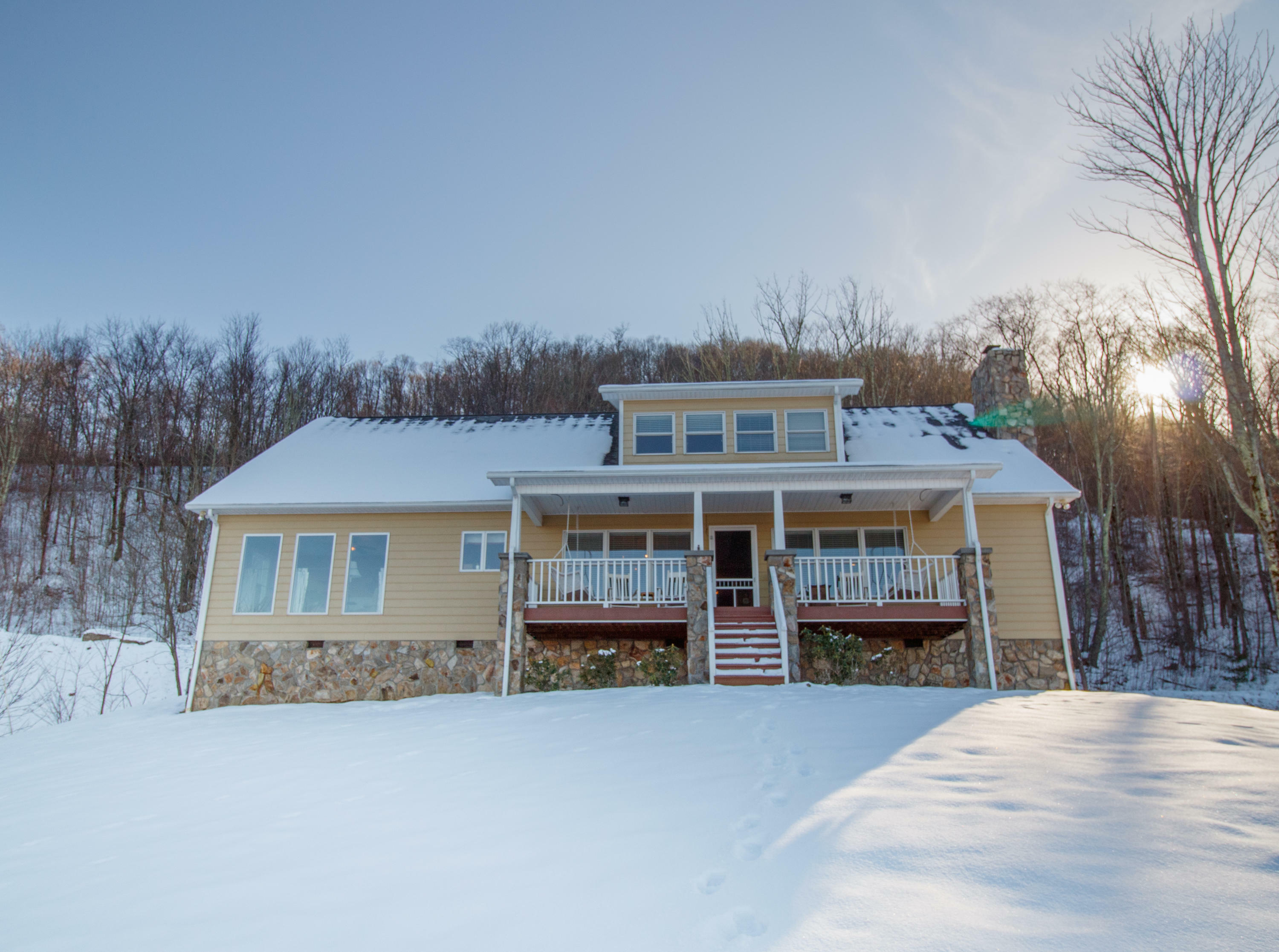 105 Apalachee Way  Roan Mountain TN 37687 photo