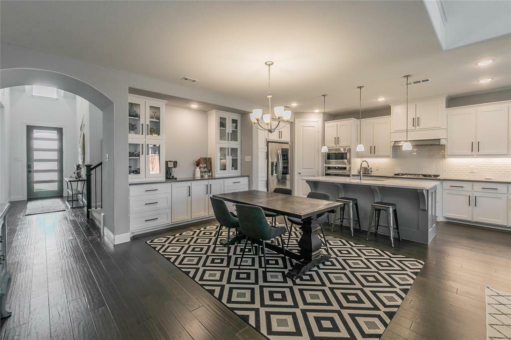 Property Photo: 14816 Belclaire Avenue TX 76008