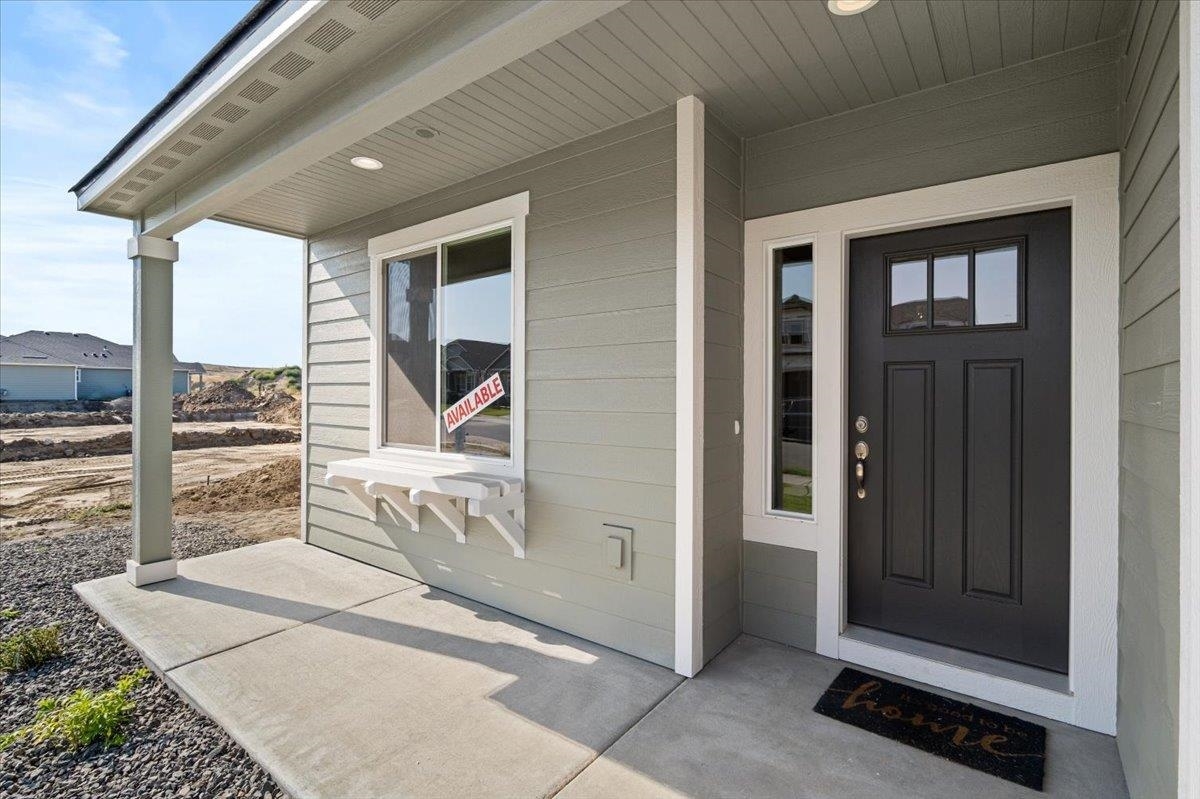 Property Photo: 18491 E 17th Ave 8/4 Timberline WA 99016
