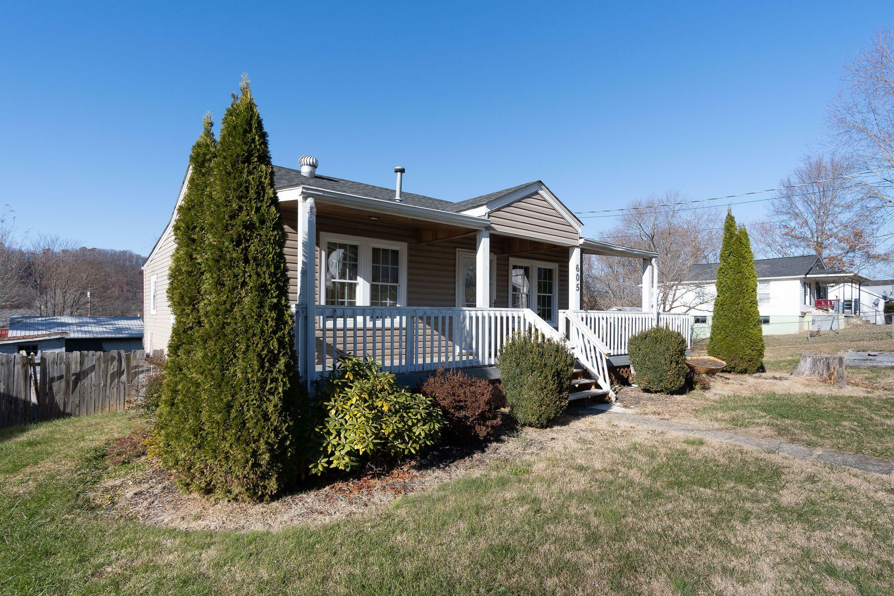 Property Photo:  605 Saint Louis Street  TN 37601 