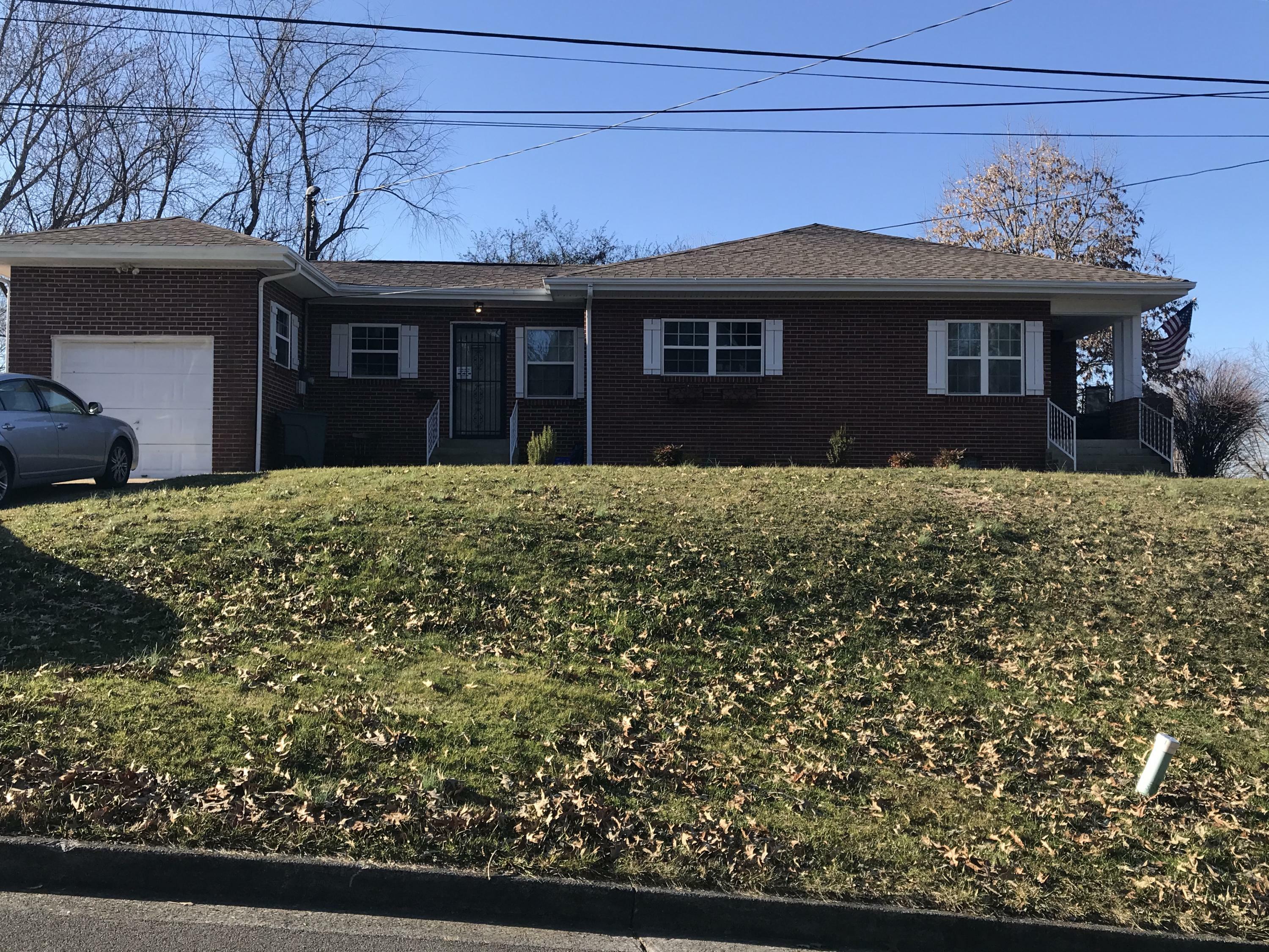 618 Maple Street  Elizabethton TN 37643 photo