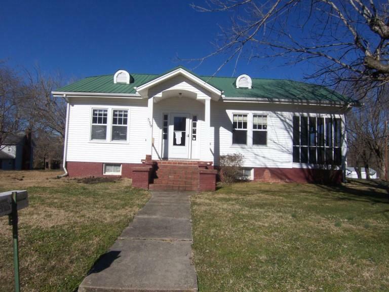 Property Photo:  539 Cedar Street  TN 37618 