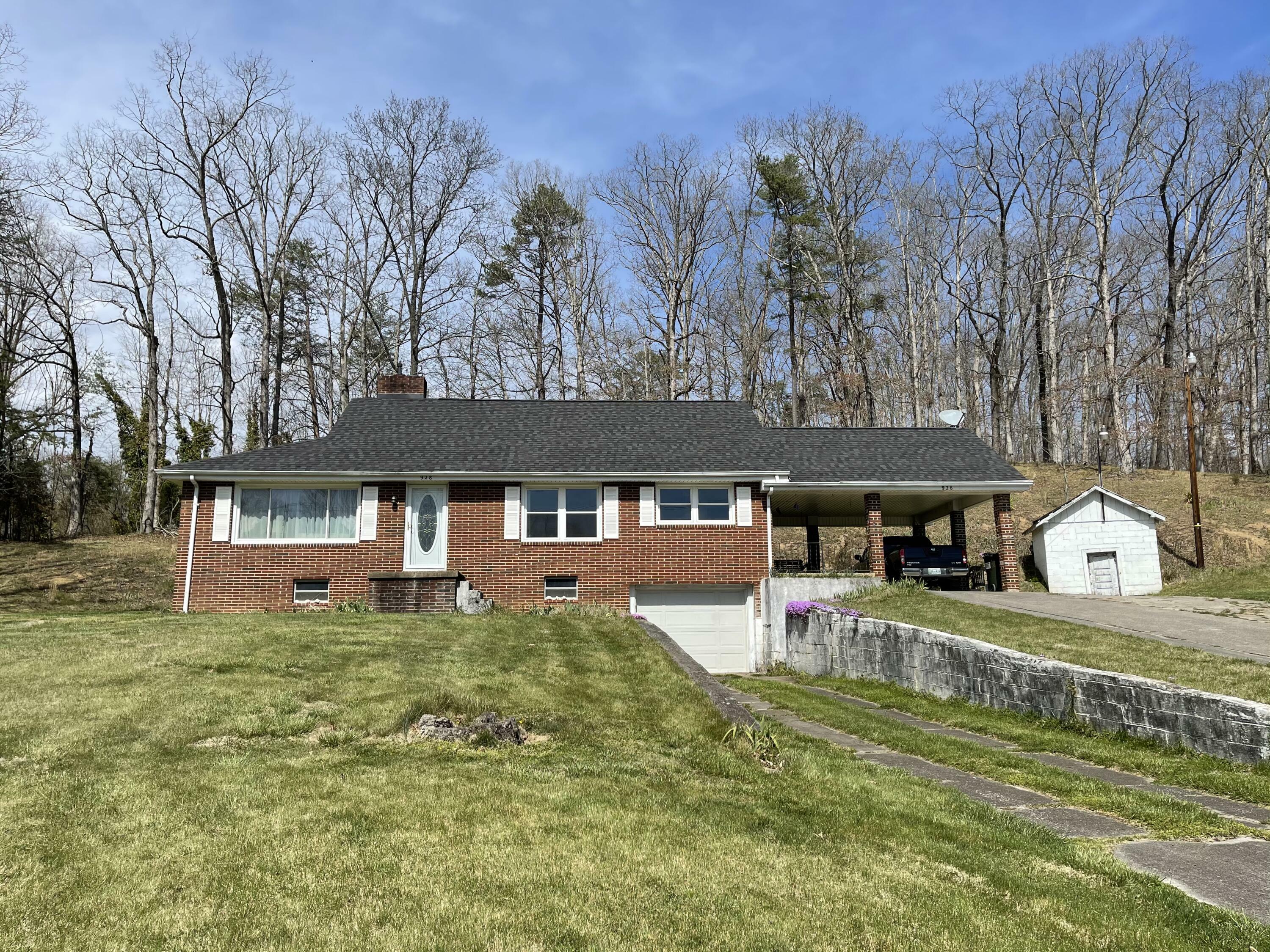 Property Photo:  928 Packing House Road  TN 37660 