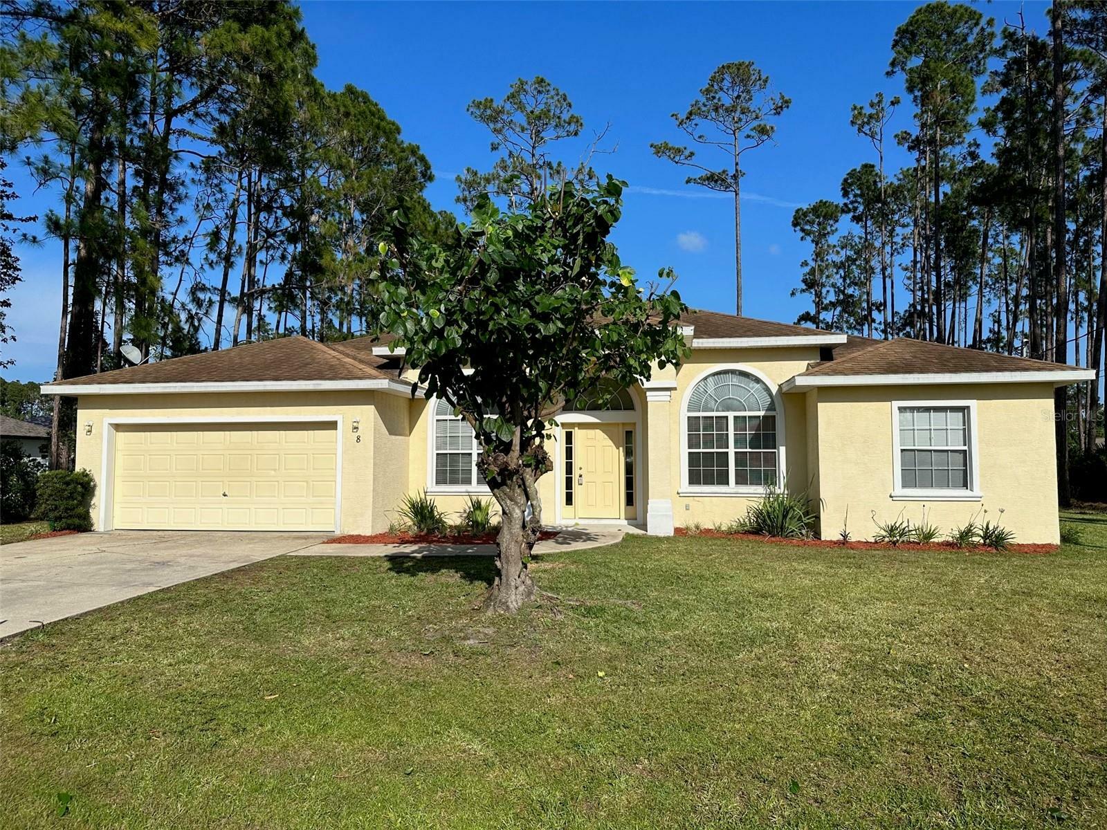 Property Photo:  8 Emmons Lane  FL 32164 