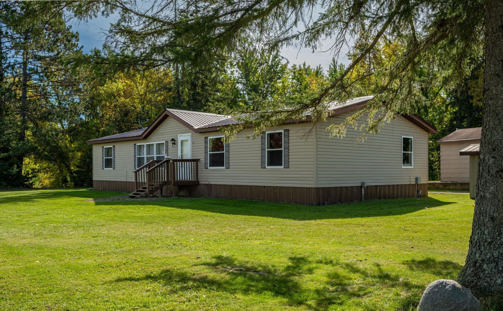 Property Photo:  145 S 2nd Avenue  MN 55793 