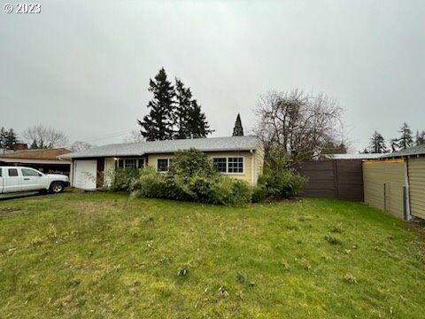 Property Photo:  14522 SE Grant St  OR 97233 