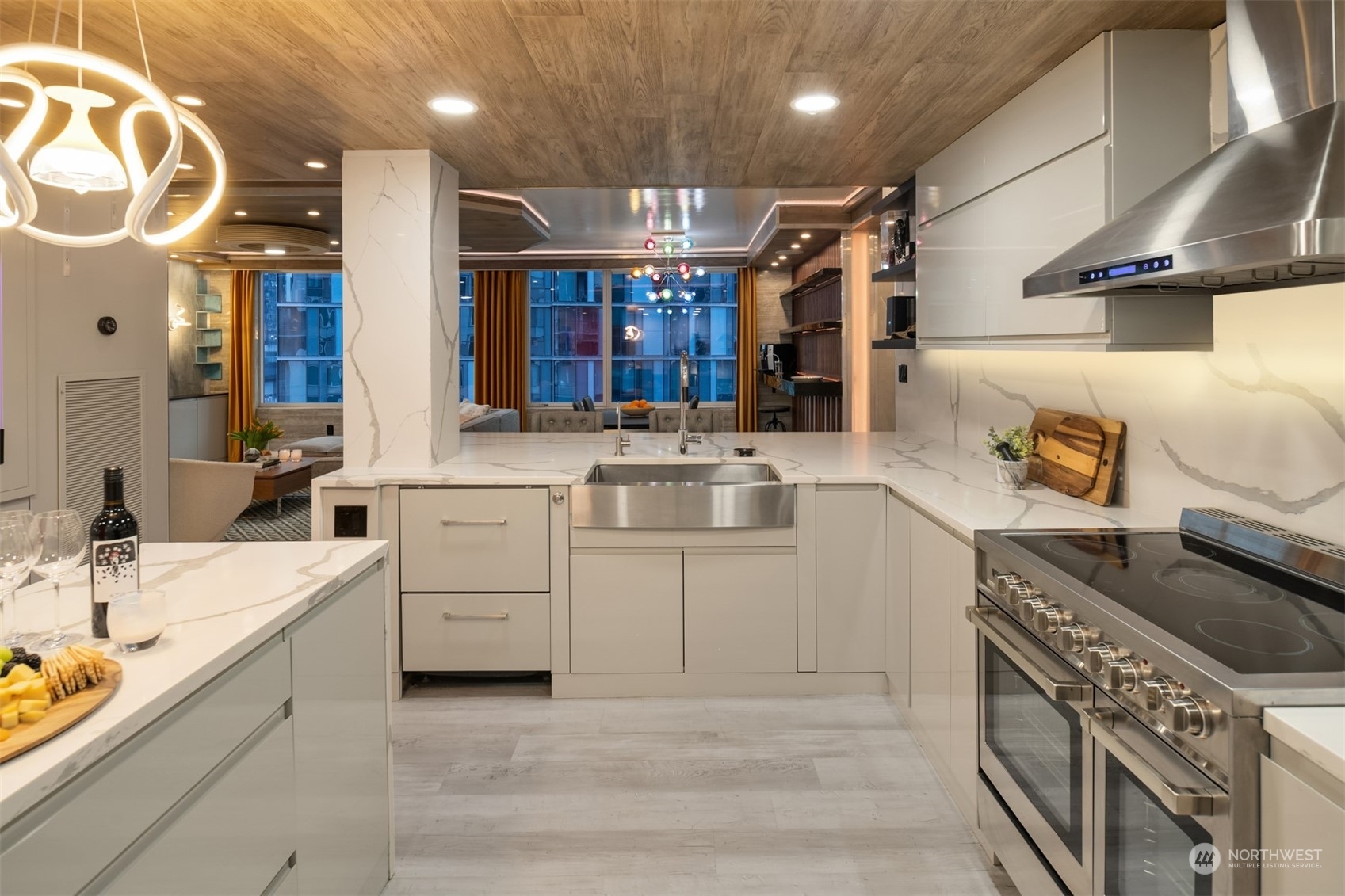 177 107th Avenue NE 1208  Bellevue WA 98004 photo