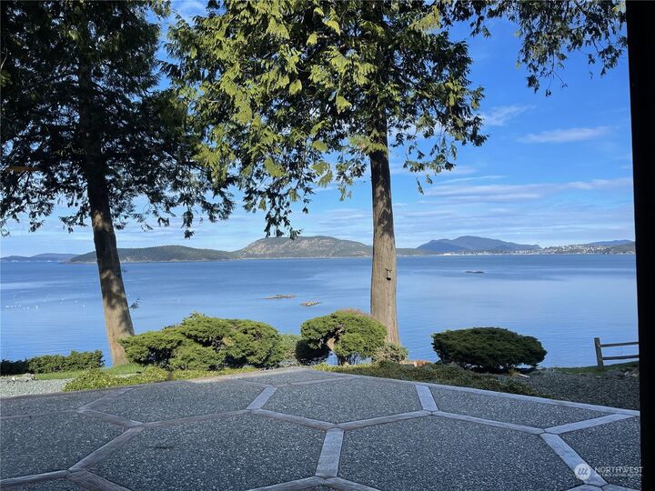 Property Photo:  3559 Biz Point Road  WA 98221 