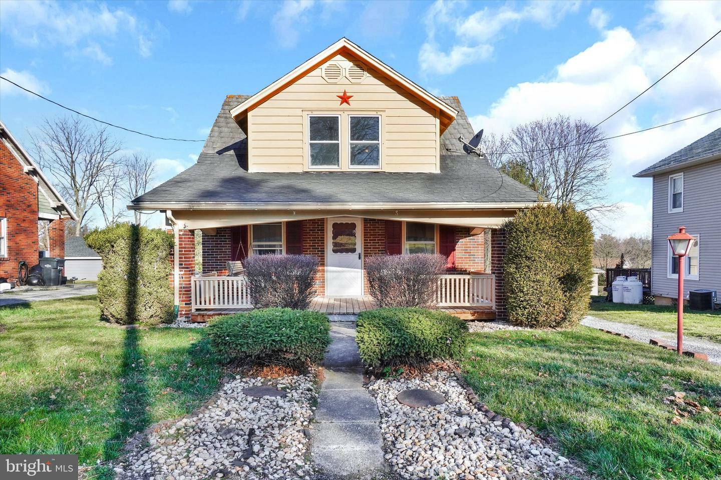 Property Photo:  340 Hanover Road  PA 17408 