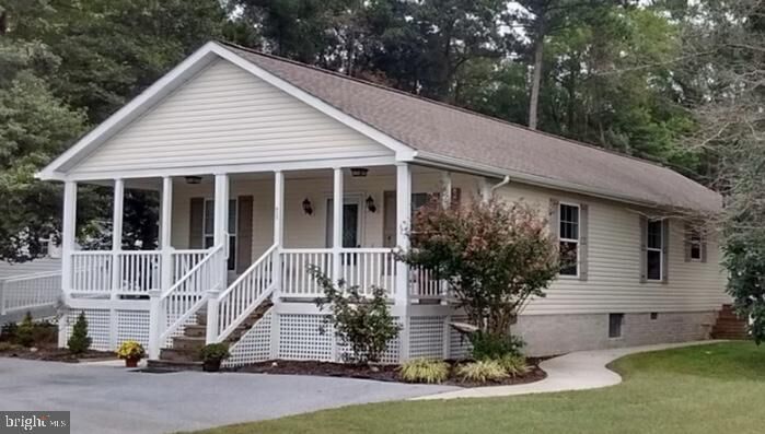 Property Photo:  812 Rum Bridge Branch Rd  DE 19973 