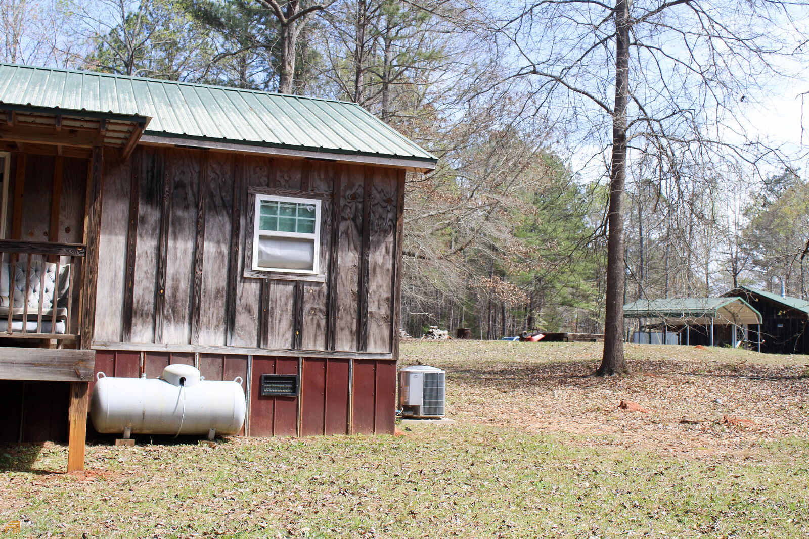 Property Photo:  1093 County Road 142  AL 36274 