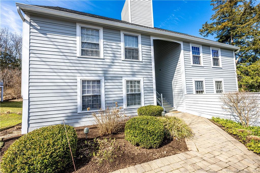 Property Photo: 41 River Colony 41 CT 06437
