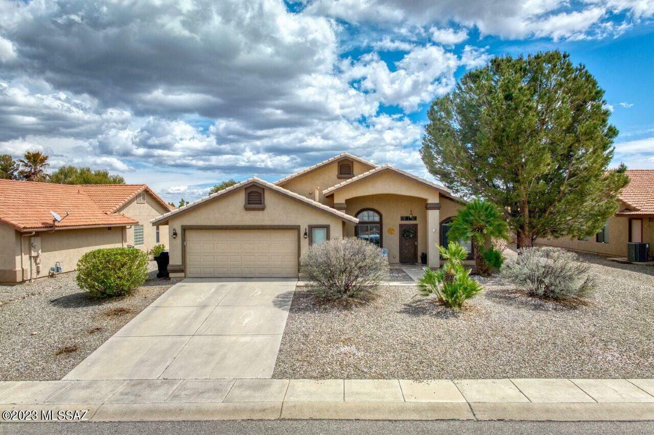 Property Photo:  3887 Antequiera Drive  AZ 85650 