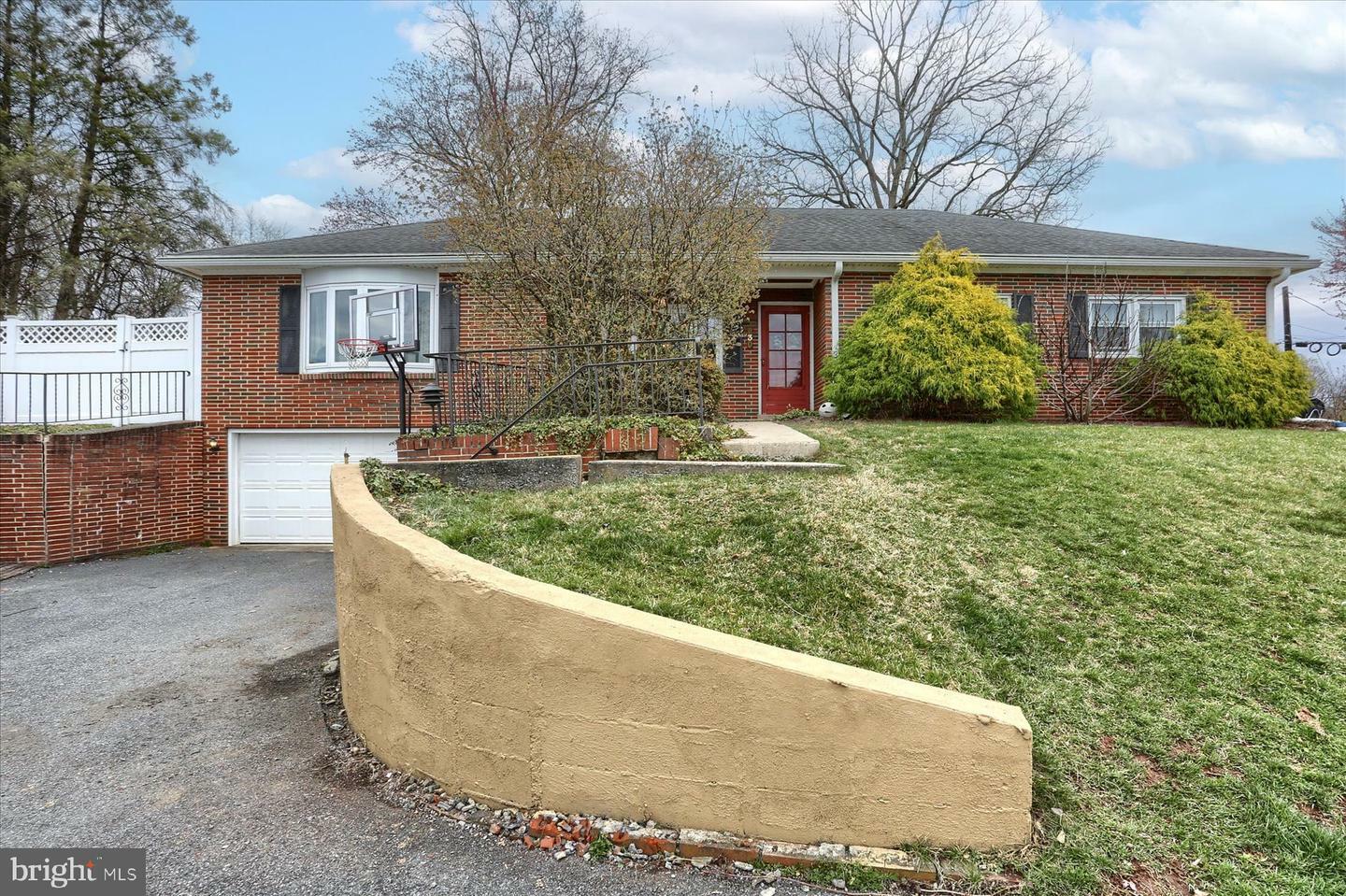 Property Photo:  230 Spanglers Mill Road  PA 17070 