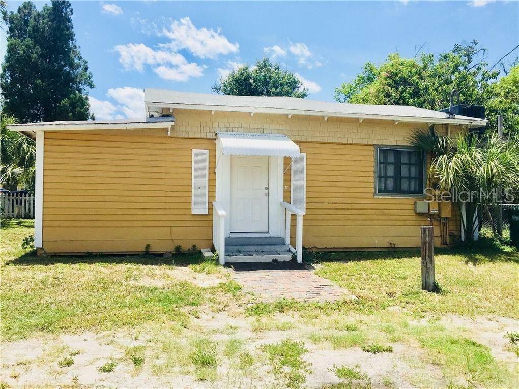 Property Photo: 718 E Wood Street FL 33604