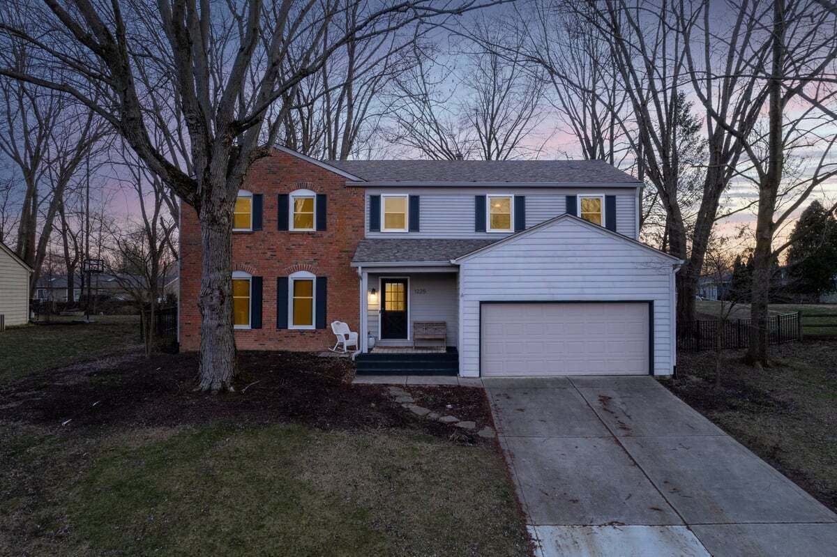 Property Photo: 1225 Willow Way IN 46062