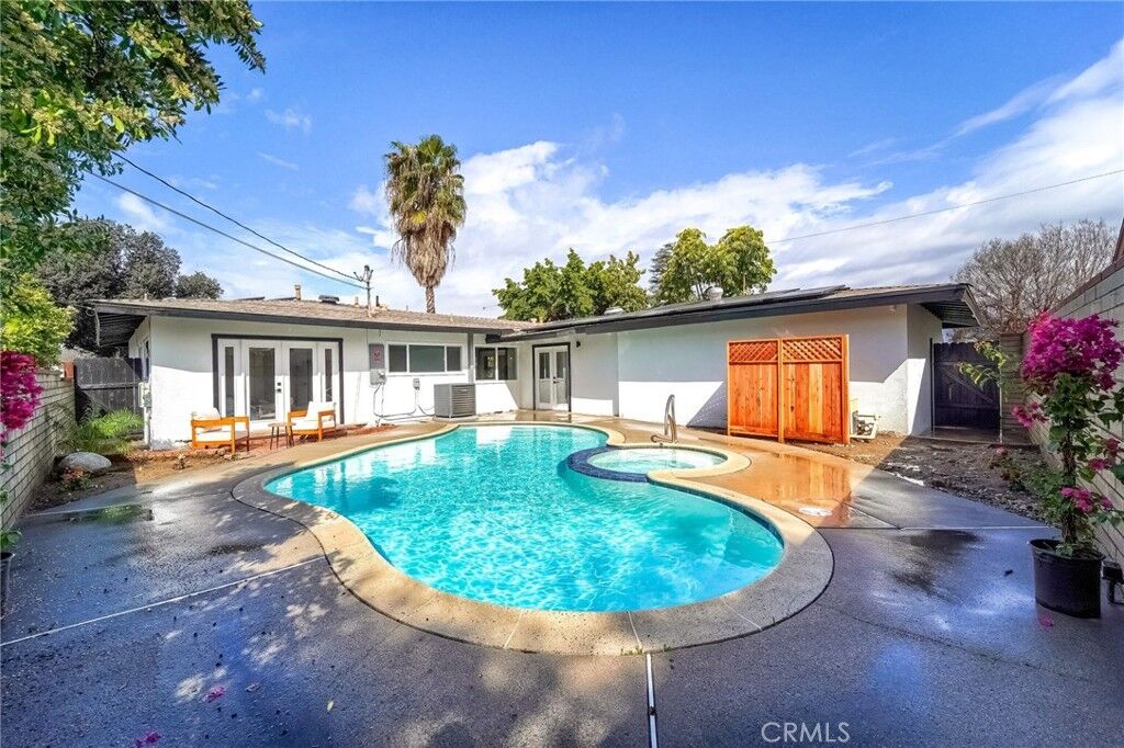 Property Photo:  336 N Morris Avenue  CA 91790 