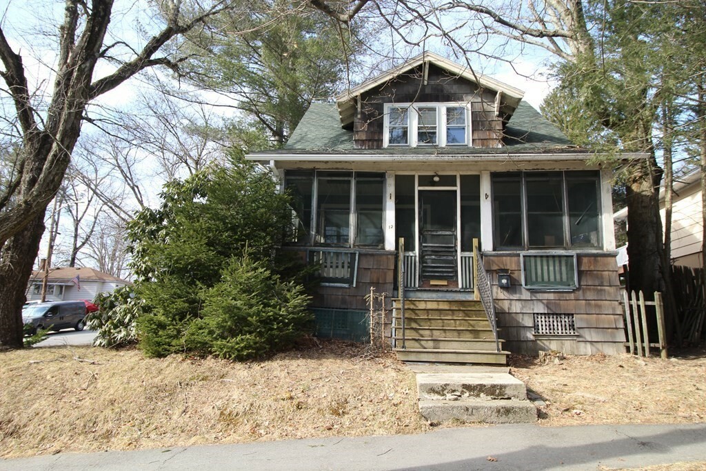 Property Photo: 12 Grenada St MA 01602