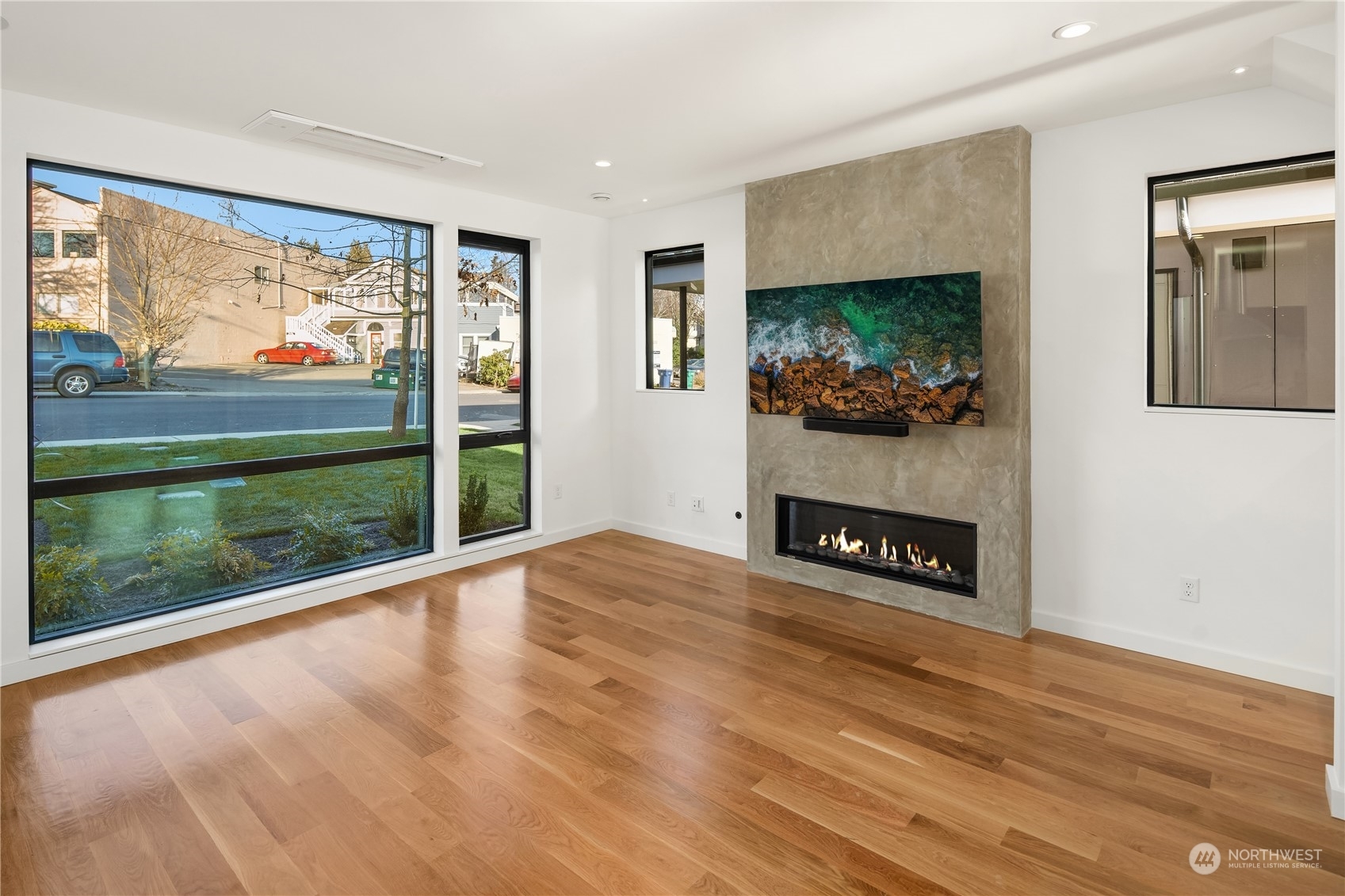 Property Photo: 125 5th Avenue W WA 98033