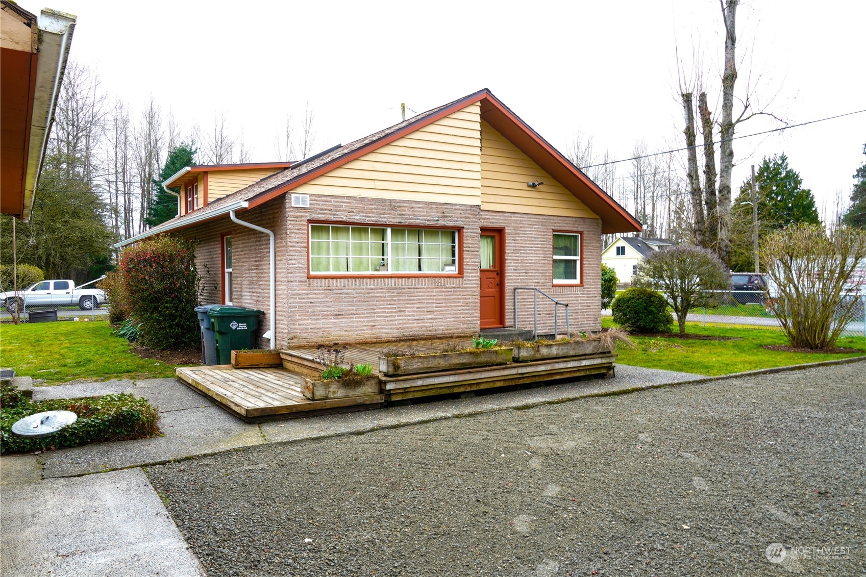 Property Photo:  5801 E 4th Street  WA 98424 