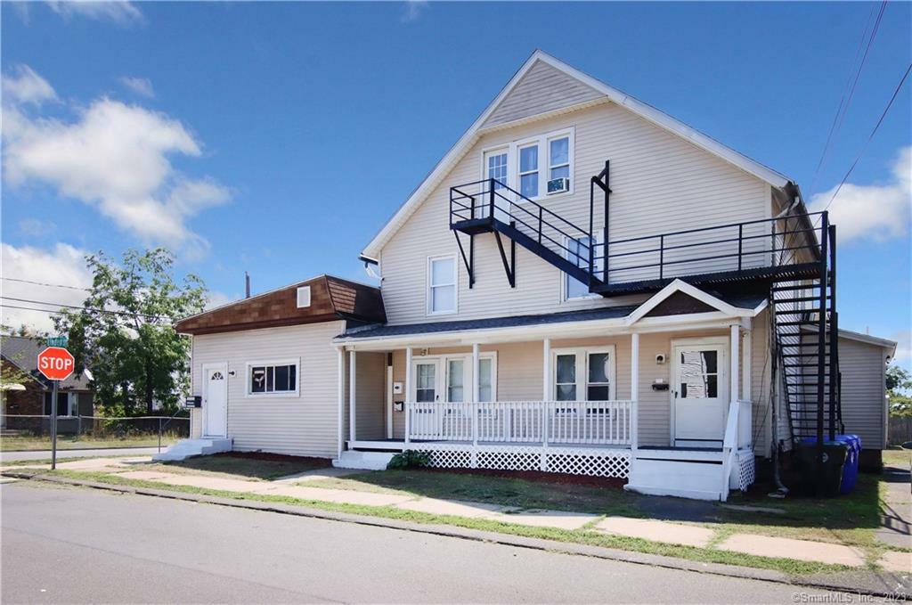 Property Photo:  47 Linden Street  CT 06108 