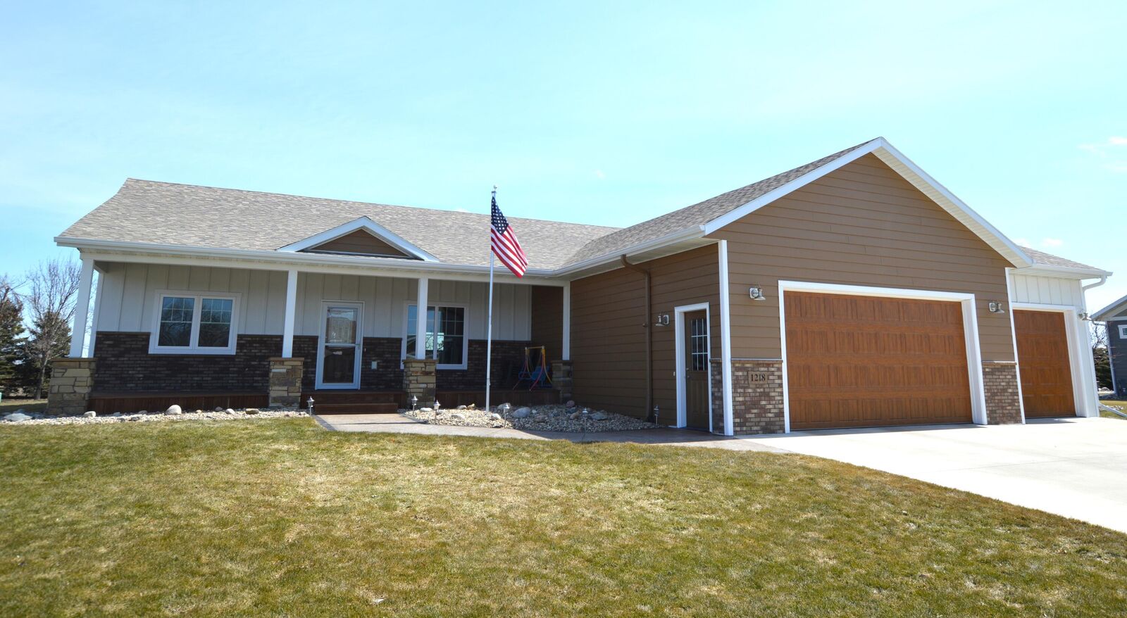 Property Photo: 1218 Kettering Drive SD 57401