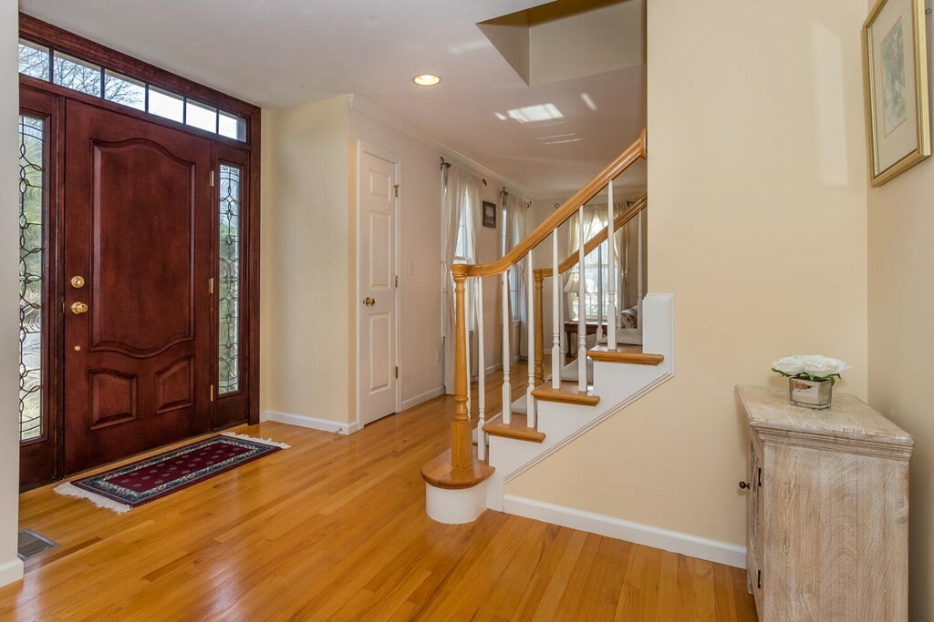 Property Photo: 172 Chase Run MA 02072