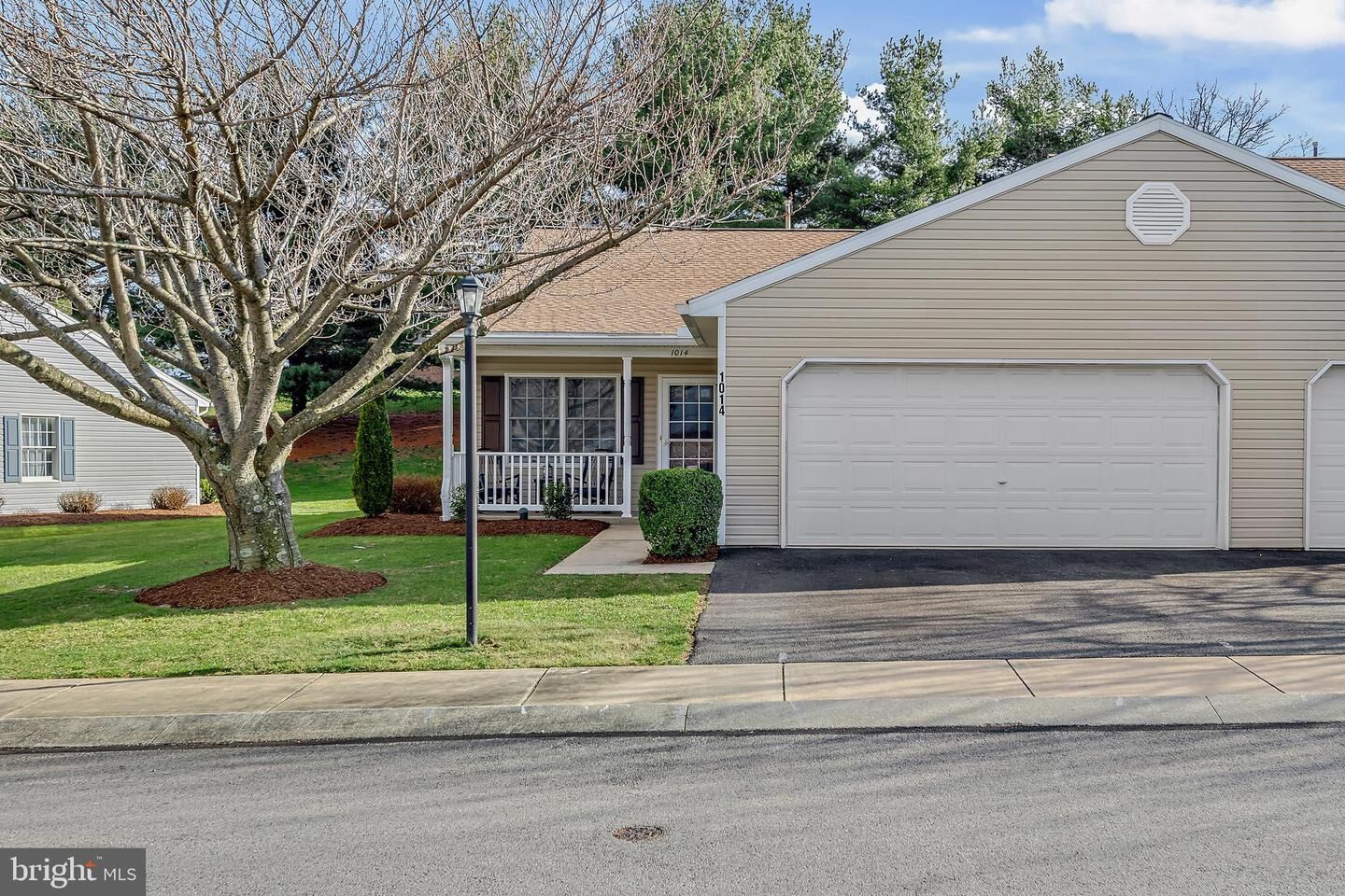 Property Photo:  1014 Hastings Boulevard 1014  PA 17402 