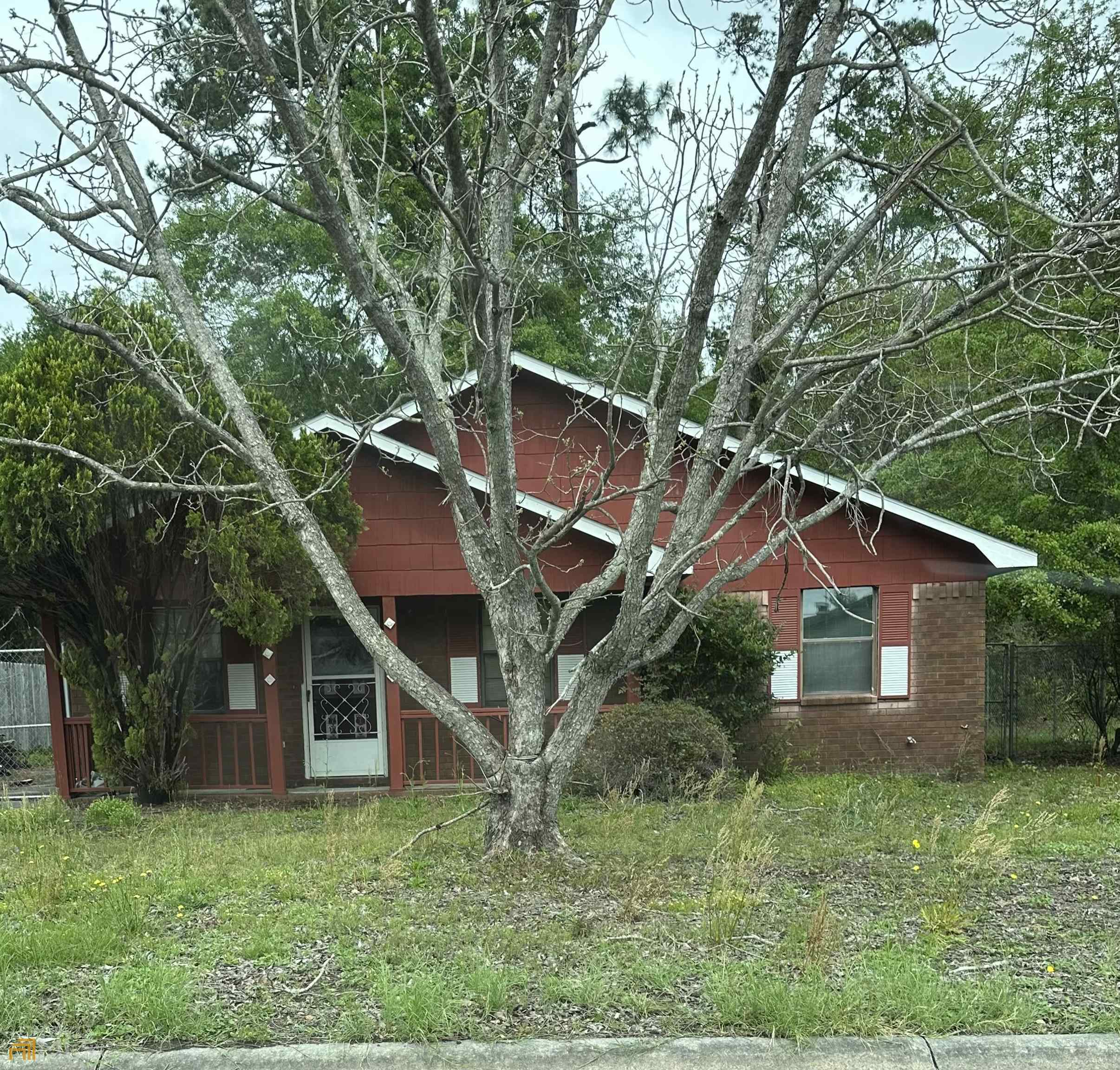 Property Photo:  220 Garden Circle  GA 31313 