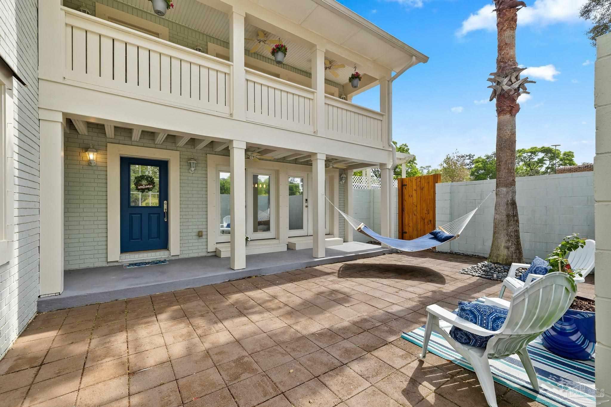 Property Photo: 3240 Bayou Blvd FL 32503