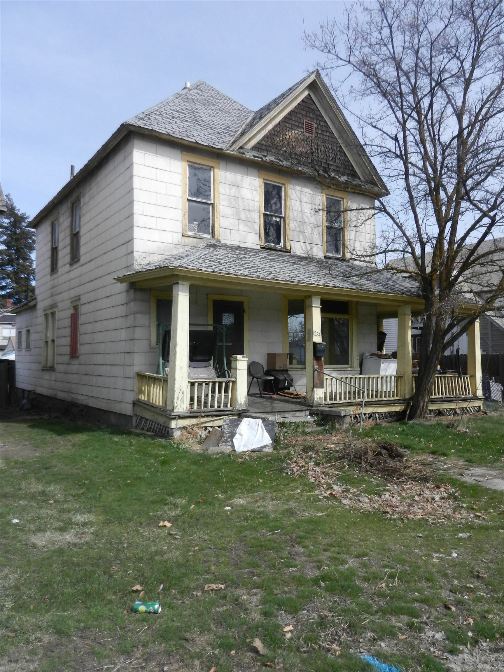 Property Photo: 1524 W Boone Ave WA 99201