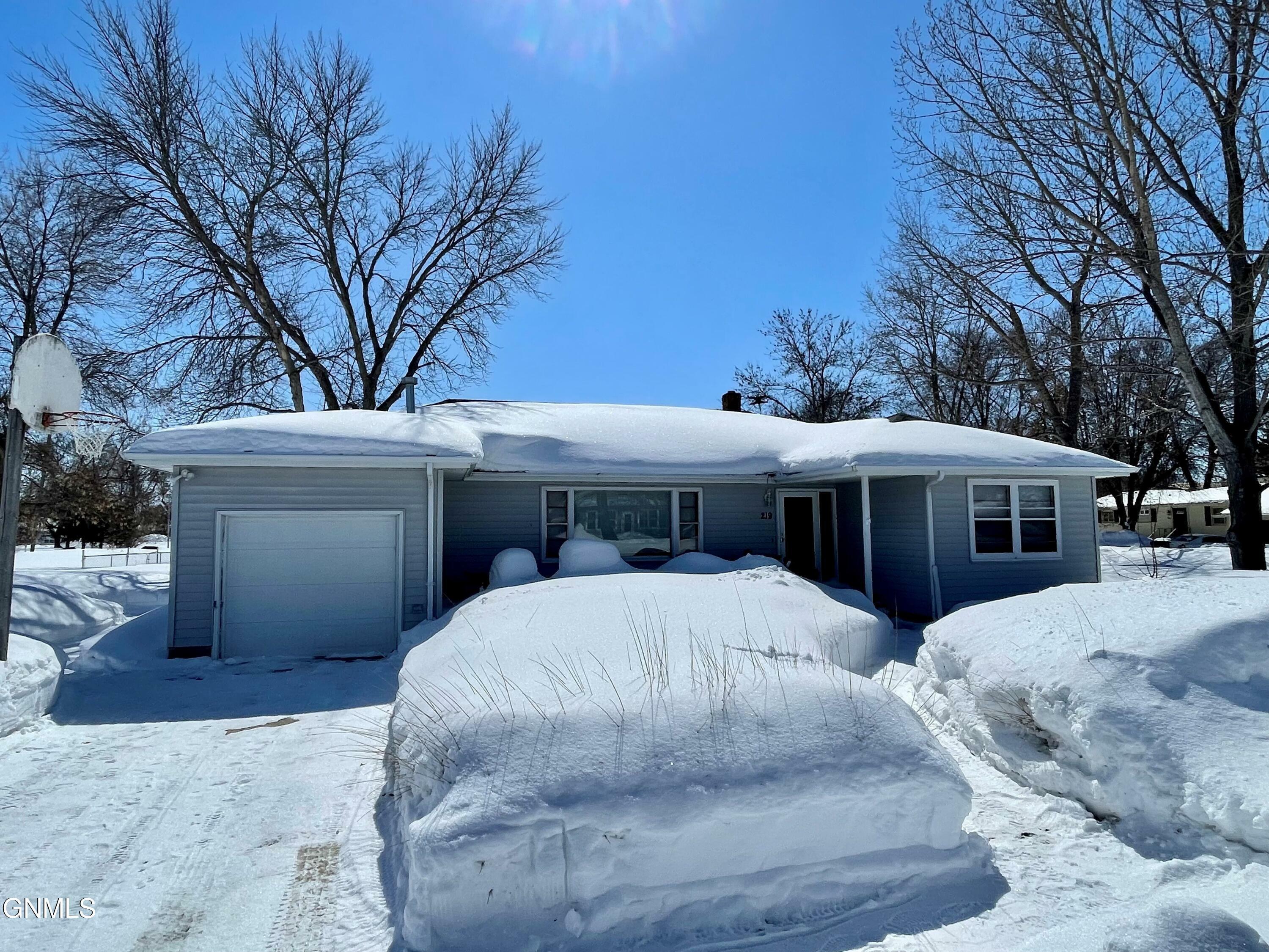 Property Photo:  219 1st Street SW  ND 58482 