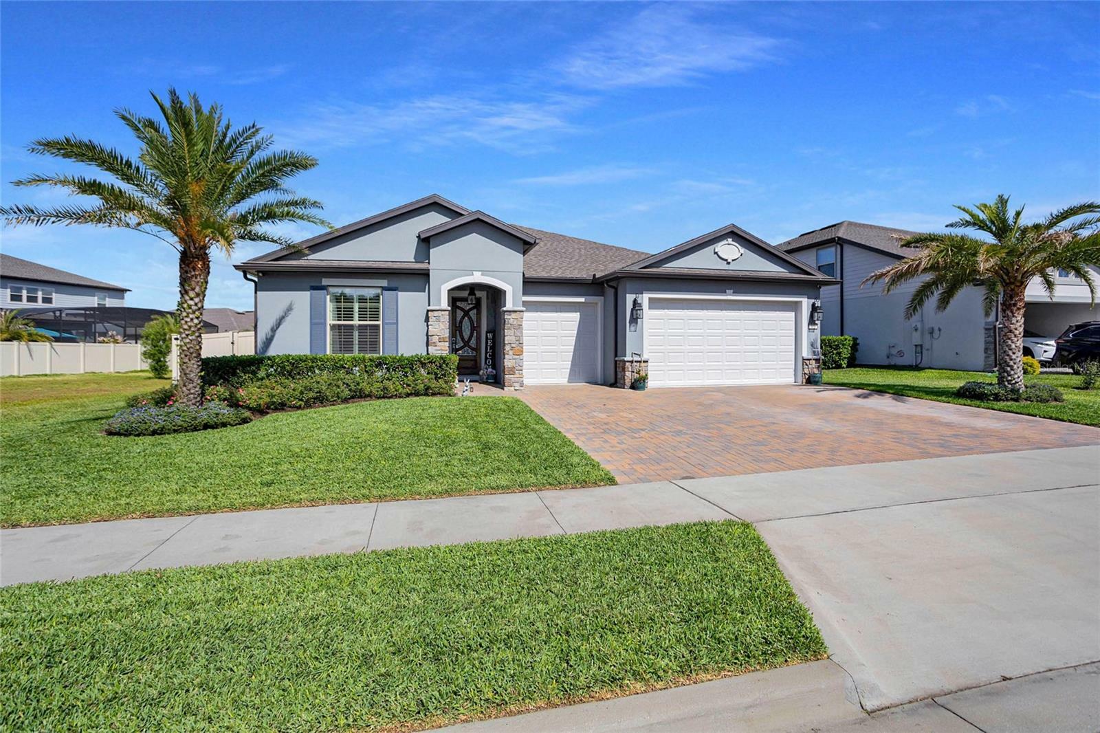 Property Photo: 323 Island Sound Court FL 32779