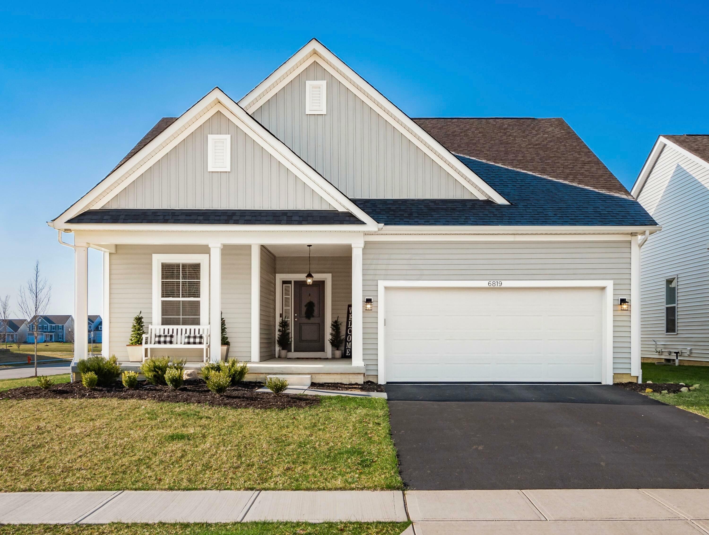Property Photo: 6819 Brooklyn Heights Road OH 43081