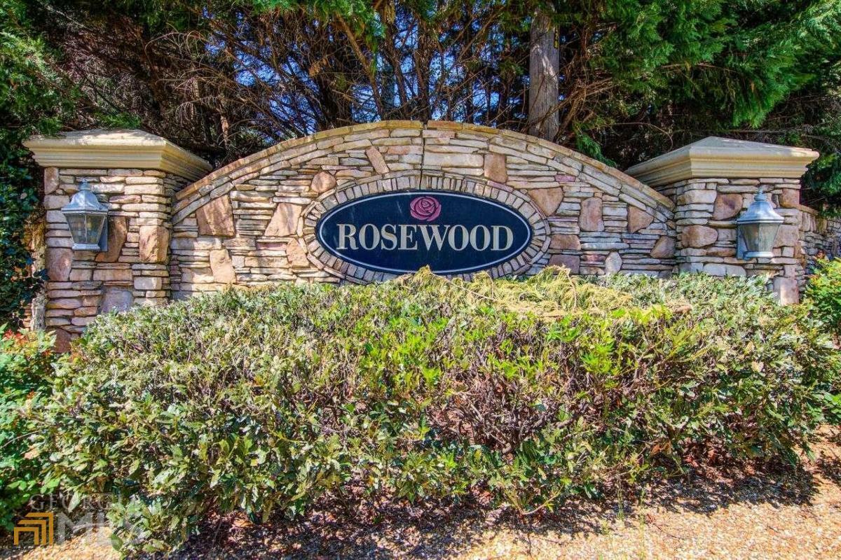 Property Photo: 8917 Elina Rose GA 30134