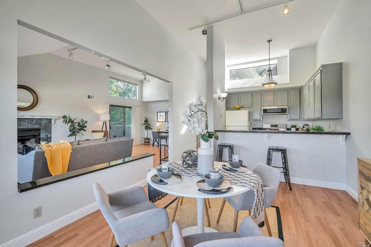 Property Photo: 4 Madrid Court CA 94949