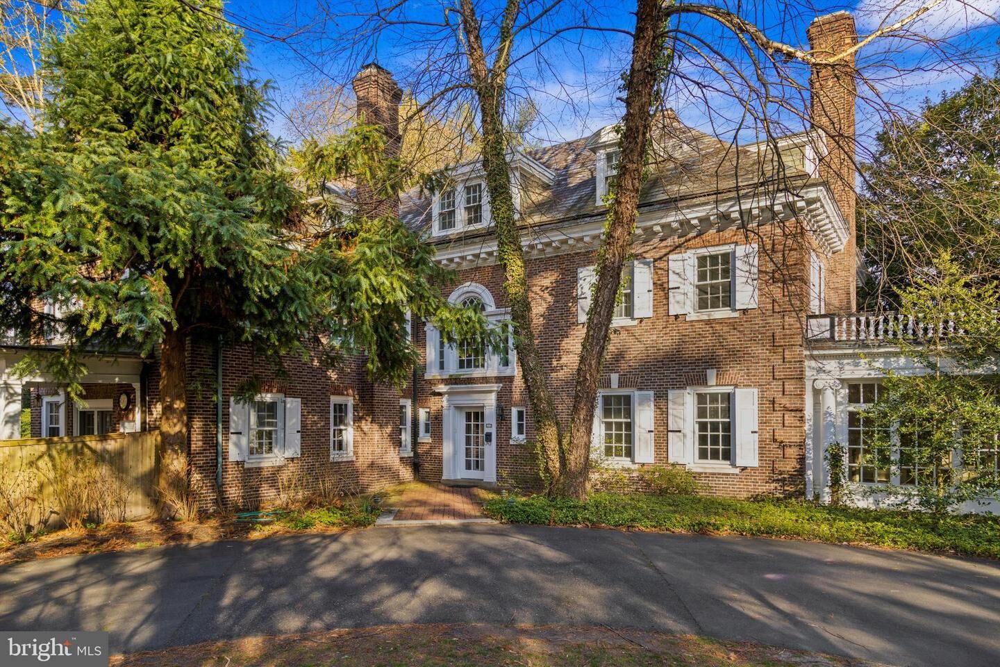Photo de la propriété:  401 W Moreland Avenue  PA 19118 